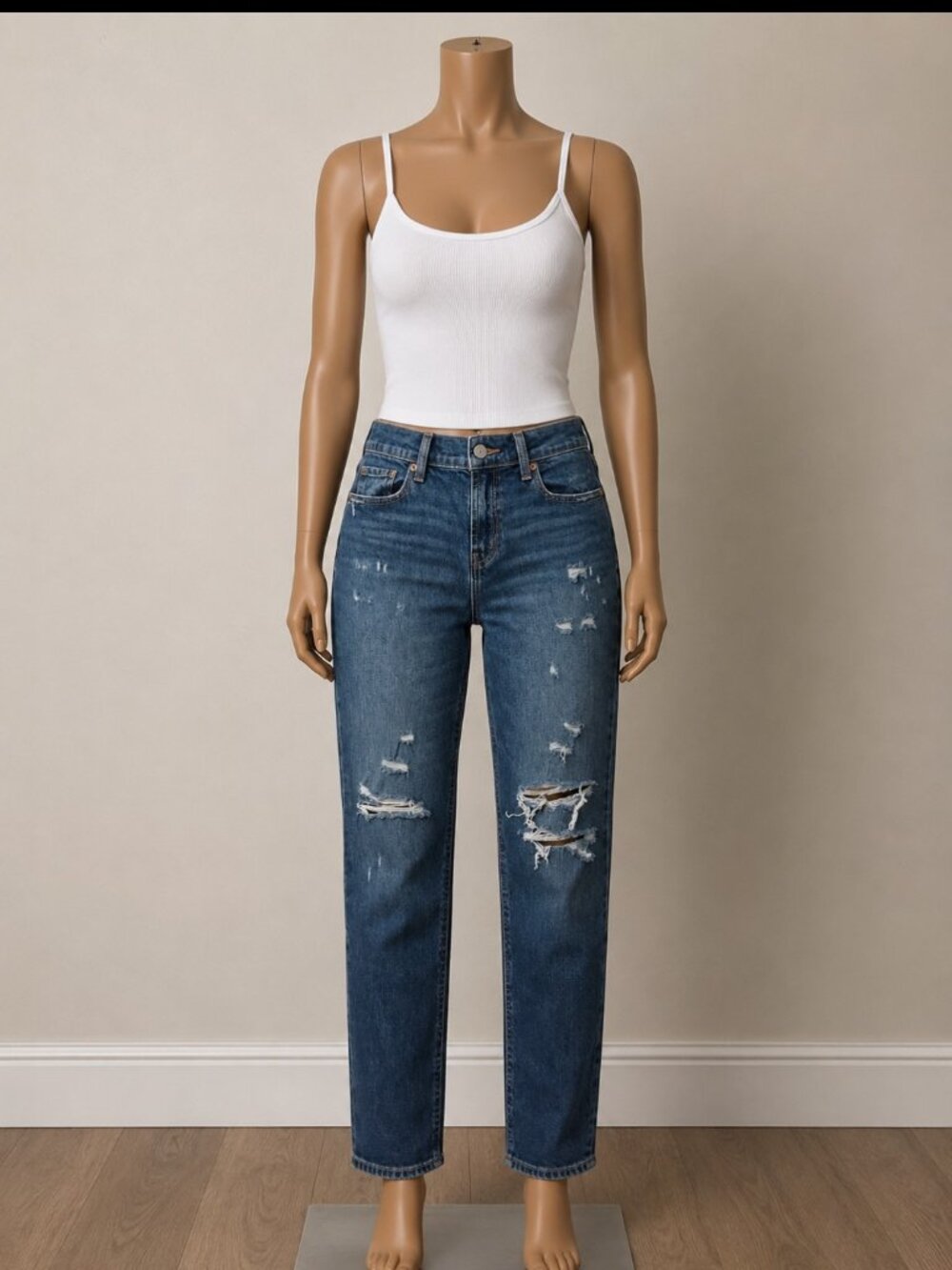 Old navy  mid Rise  Boyfriend Casual Distressed jeans women's Size 4, Cotton 99%
